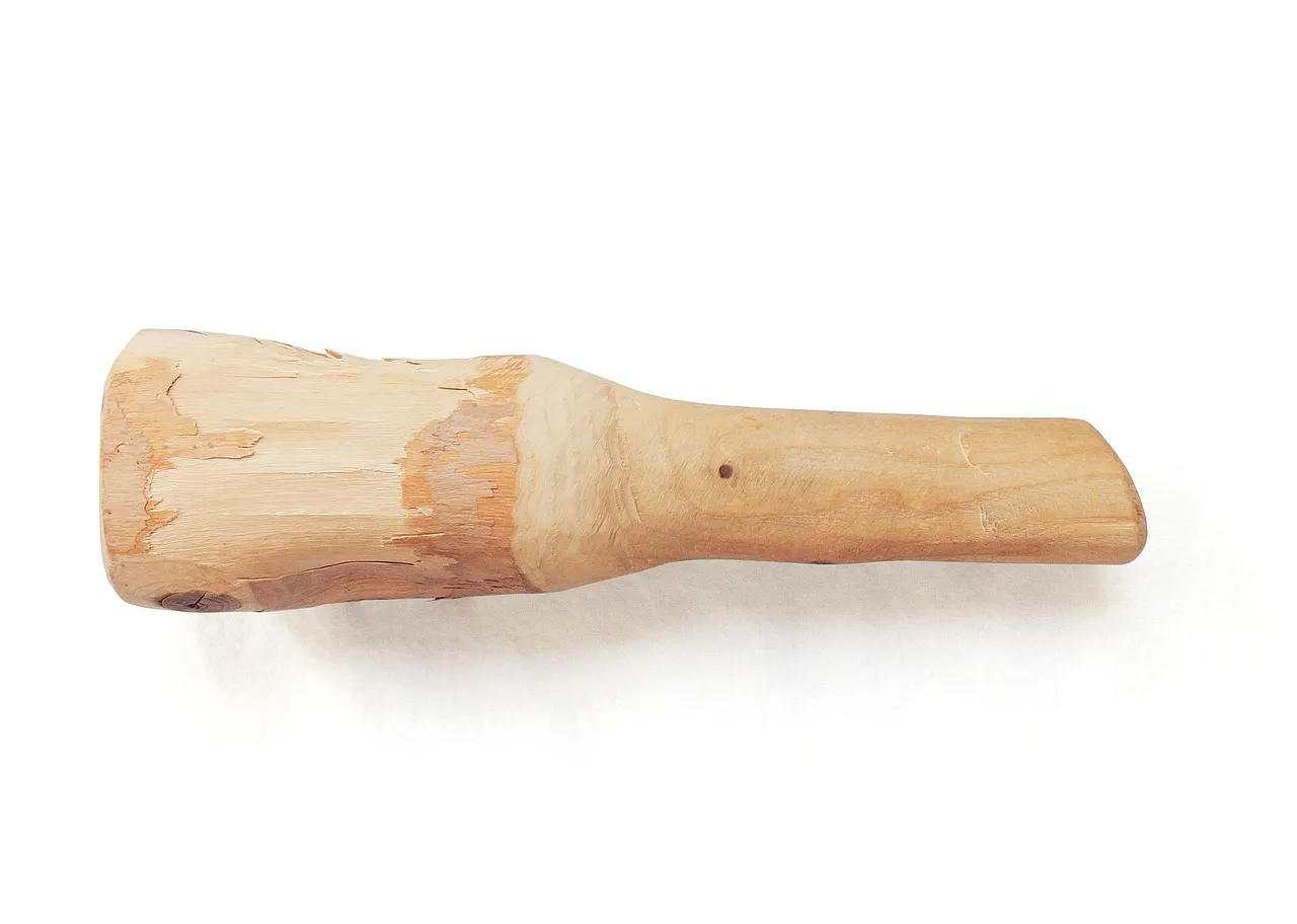 Handsaw on a worktop